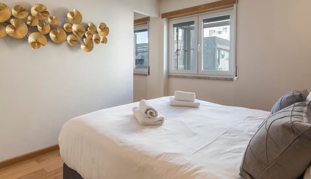 2 Bedroom Belem Wonder by LovelyStay
