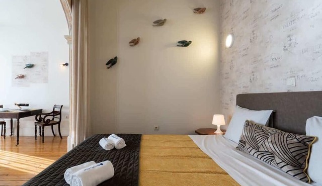Gorgeous Flat w/Balcony by HostWise