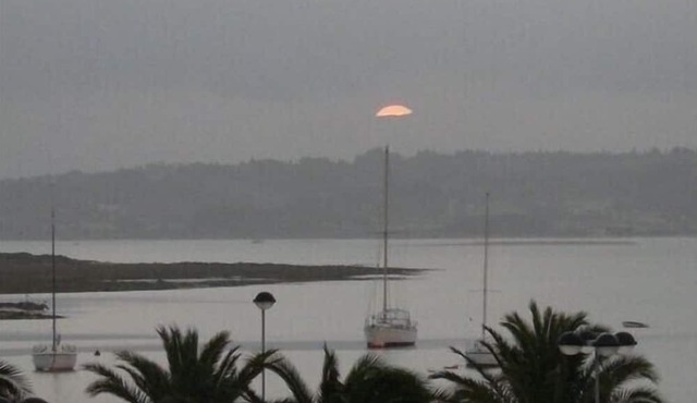 Villa Near The Fishing Village Of Alvor And Coastal Beaches Sleeps 8/4 Bedrooms in Alvor