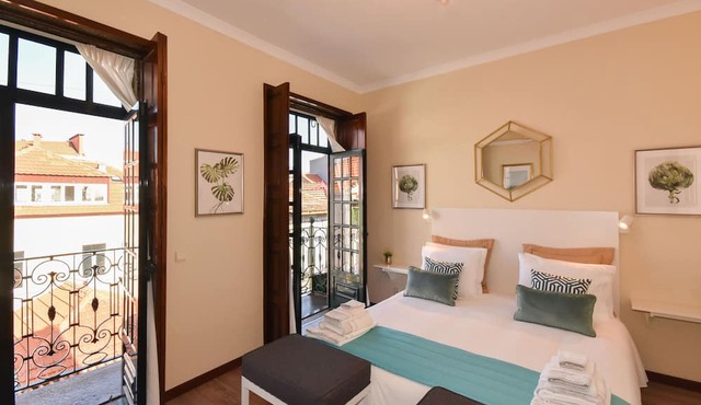 Tiles Duplex Apartment Historic Porto Downtown in Porto