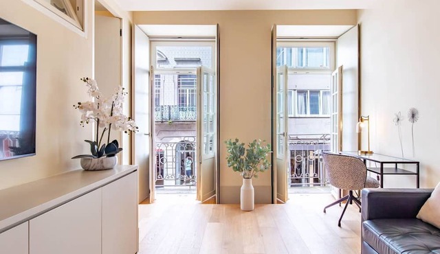 Catarina 392 | Urban 1BR by LovelyStay