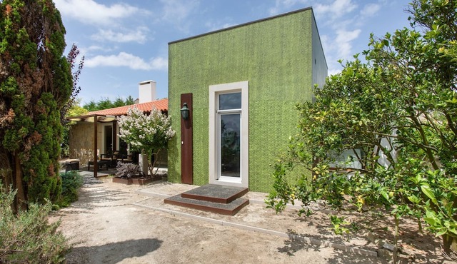 d'Olívia Lovely Homes – Conceição: Charming Rustic Country House in Western Portugal