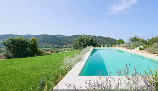 NEW! A Quiet Retreat by the Atlantic Coast in Encarnação