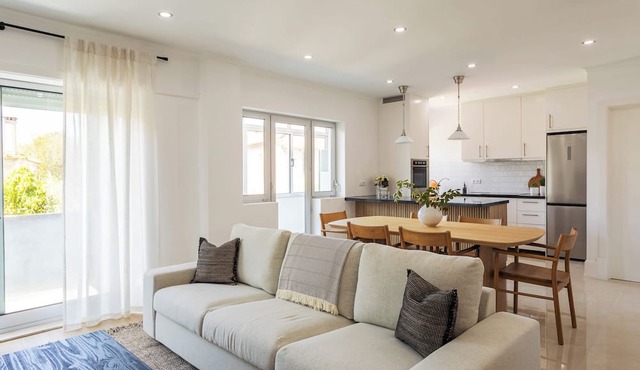 Stylish Central Aveiro Stay | 3BR + Office in Aveiro