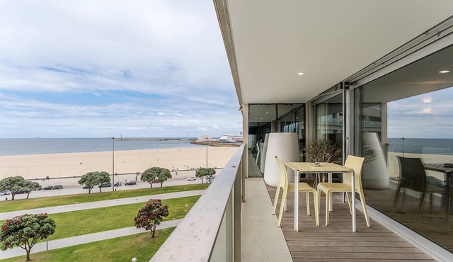 GuestReady - Beachside Stay in Matosinhos!