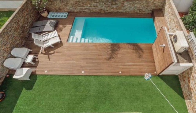 POOL & CINEMA VILLA by VACATIONY by Interhome