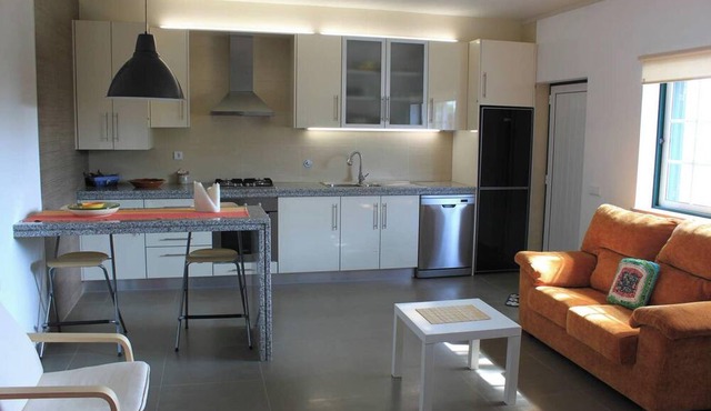 Homerez - Charming House in Nazaré with Fireplace in Nazare