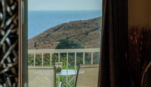 GuestReady - Madeira Oasis Getaway in Caniço