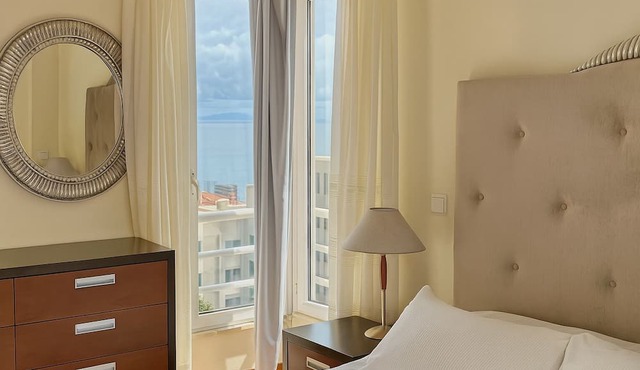 Perla do Oceano – Funchal Sea View with XL Terrace in Funchal