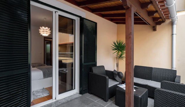 Apartment with Balcony - Caniço Golden in Caniço