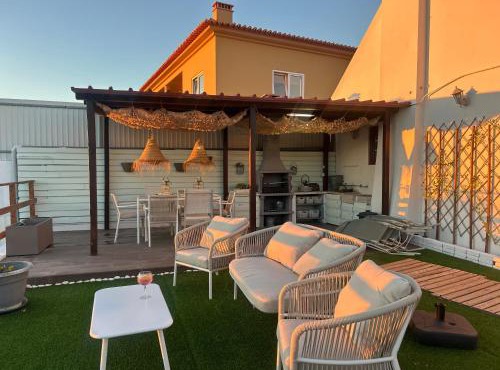 Super Villa with Pool - Sesimbra - 5 min from Meco Beach