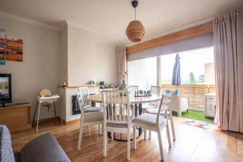 FamilyHub - EcoHost - Spacious 3-bedroom apartment for 8 people with AC and parking near Porto and the beaches in Porto