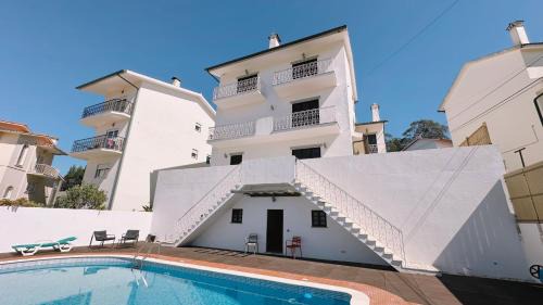 Sunny Villa with Pool & Beach View - Beach 5 min