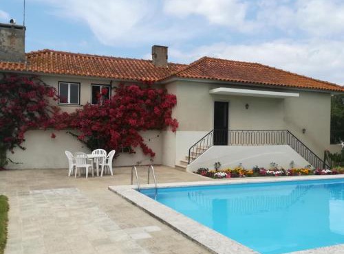 Quinta dos Capuchos Casa da Adega in Alcobaca