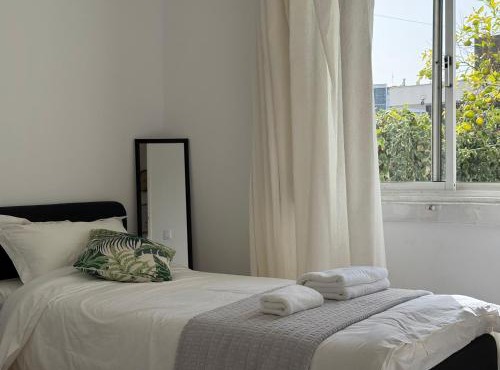 Orange Tree Private Home in Santarem