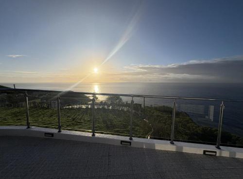 Sleep HAIbeat - Sea View - Santa Cruz das Flores, Azores in Santa Cruz das Flores