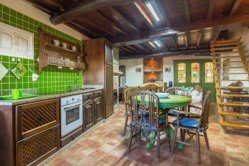 Casa Mont'Santo with Balcony & Terrace