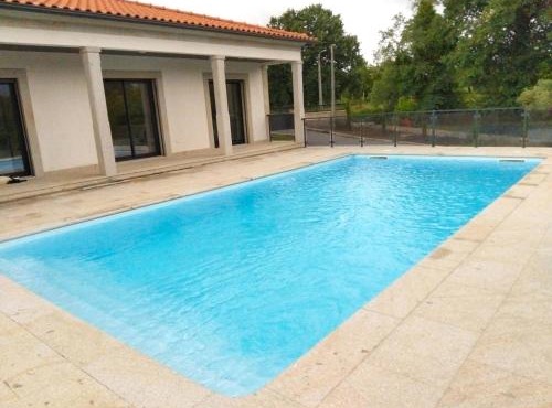 Nogueira House - Piscina e Luxo