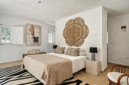 The Pink Stork Villa in Setubal
