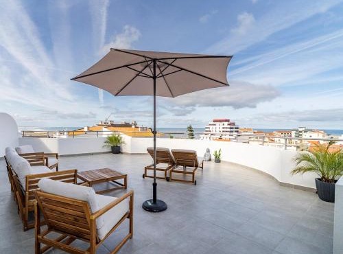Ocean View Penthouse Studio with 70m2 PrivateTerrace