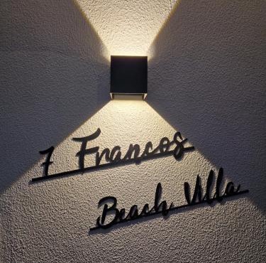 7 Francos Beach Villa - Santa Cruz, Torres Vedras in Torres Vedras