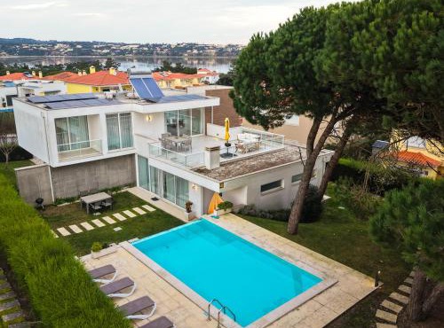 Villa dos Pinhos in Obidos