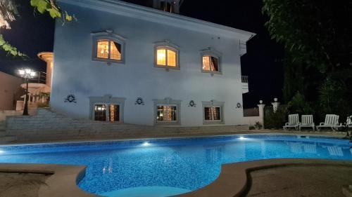 Silver Coast Pool & Resort Villas