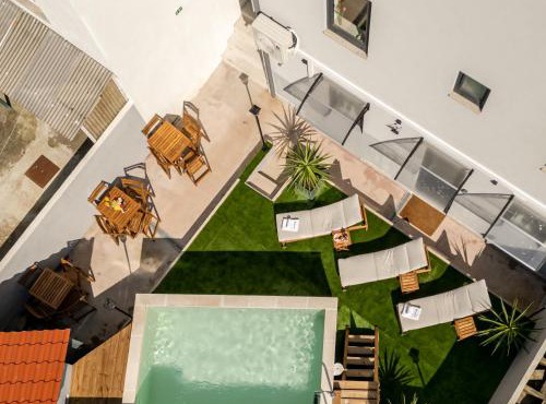 DesKanzo Guest House - Silva Brinco