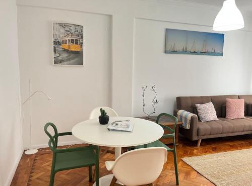 92 Campolide Apartment by Trip2Portugal