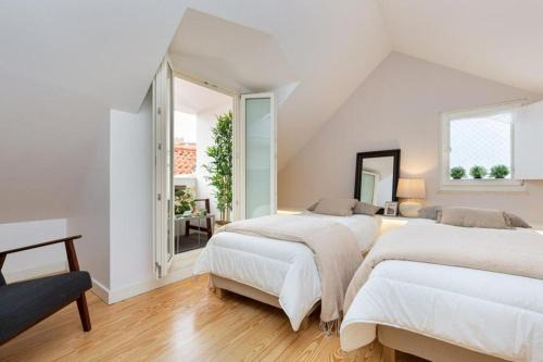 Apartment Downtown Lisbon 3 Bedrooms Balcony