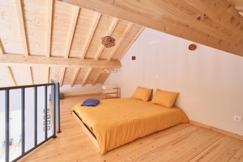 Manas Slowliving - Santiago in Setubal