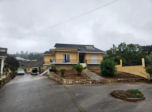 Cozy rooms in Minde, Fatima
