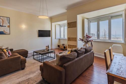 Whome Spacious Modern Apartment in Graças Historic Quarter