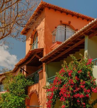 Quinta Splendida Wellness & Botanical Garden in Santa Cruz