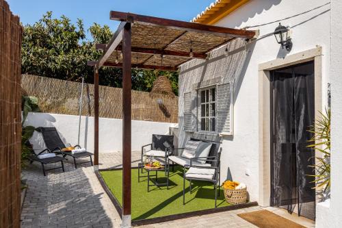 Peaceful Retreat near Sesimbra and Meco Beach - MADA HOUSE's II in Sesimbra