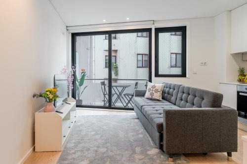 HostWise Cozy Studio with Balcony and Garage