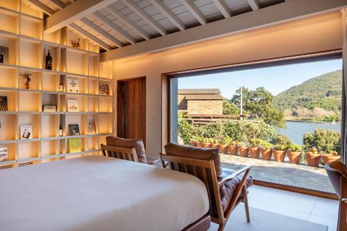 DOURWIN Exclusive Suites & Restaurant - Adults Only in Porto