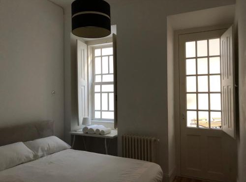 Rua Tenente Campos Rego, Ground Floor in Coimbra