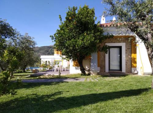 Casa da Paleta by Portus Alacer in Reveladas